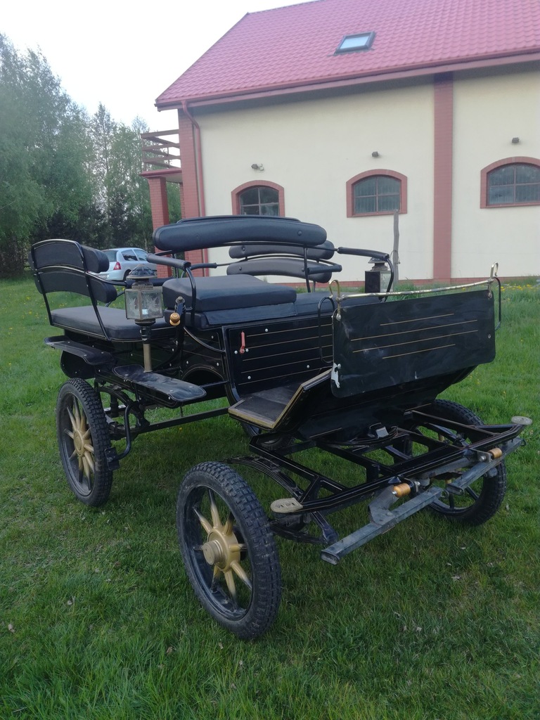 Bryczka konna typu wagonetka