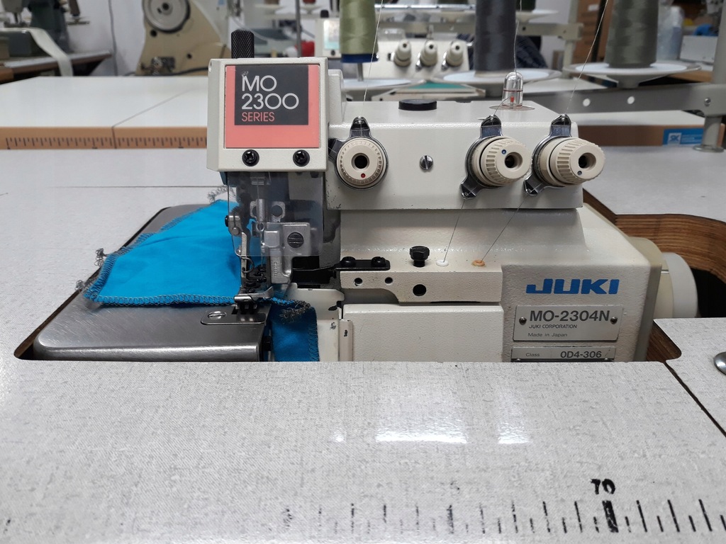 OWERLOK OVERLOCK 3 NITKOWY JUKI 2304 n