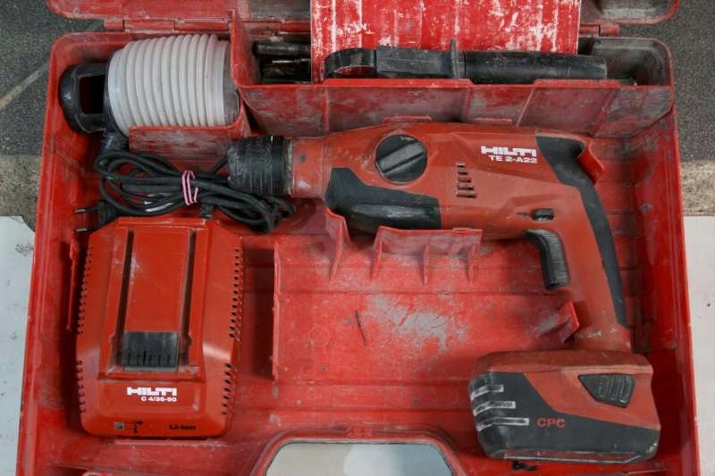 MŁOTOWIERTARKA HILTI TE 2-A22 #OKAZJA