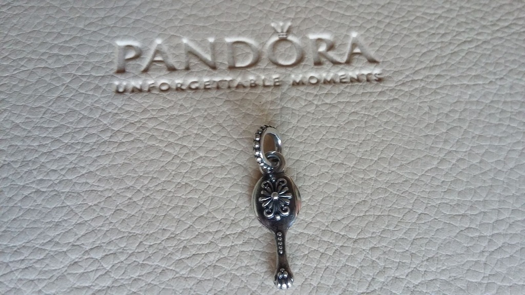 PANDORA charms LUSTERKO