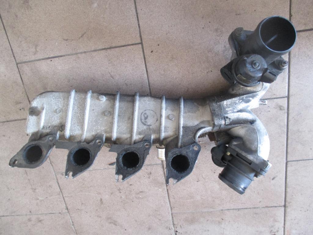 Peugeot 307 2.0HDI kolektor ssący