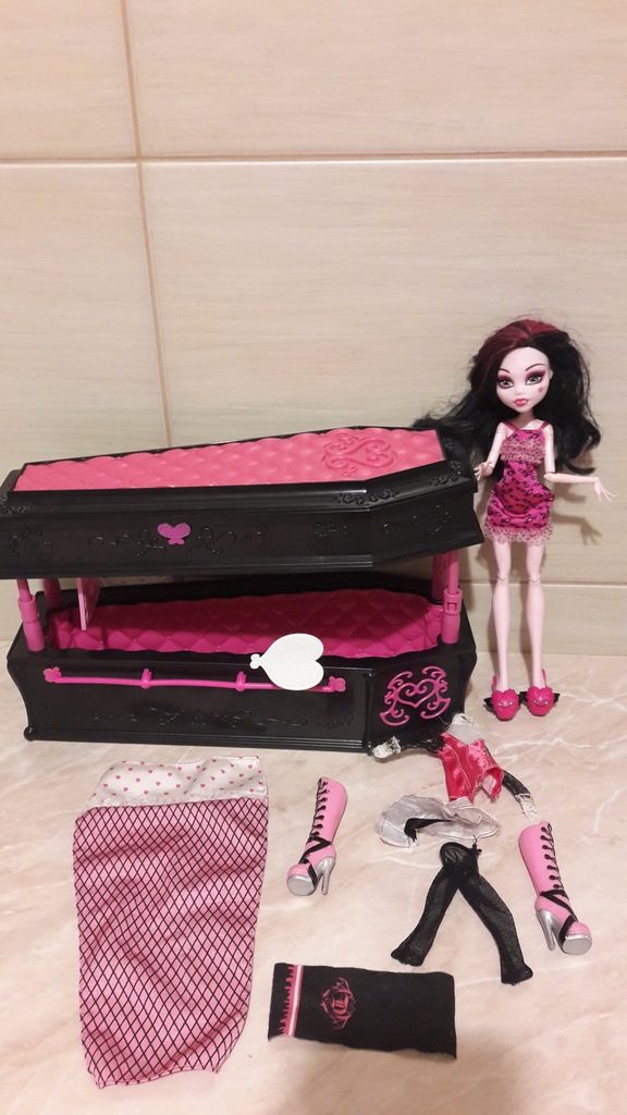 Zestaw Lalki Monster high Draculaury trumna