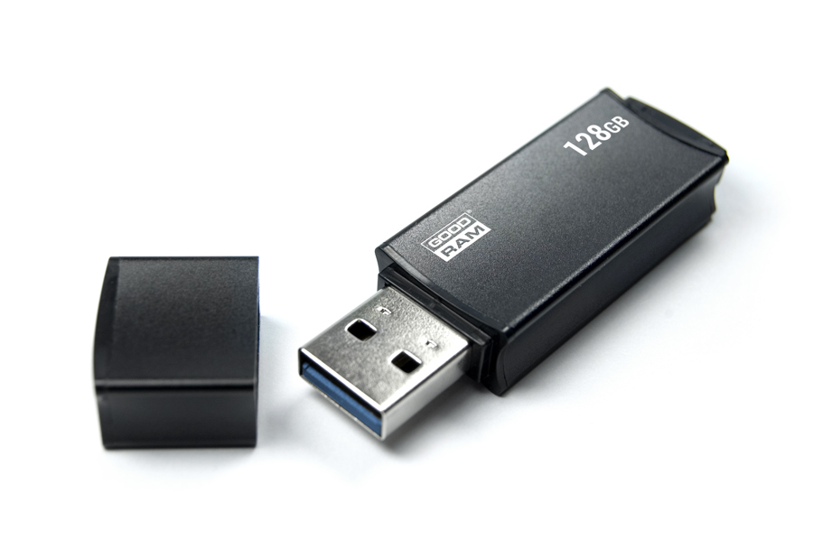 GOODRAM EDGE 128 GB USB 3.0 PENDRIVE +147MB/s ALU