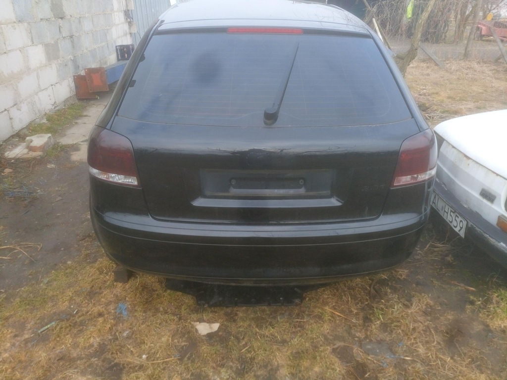 lampy tyl audi a3 8p 3D przyciemnione komplet oryg