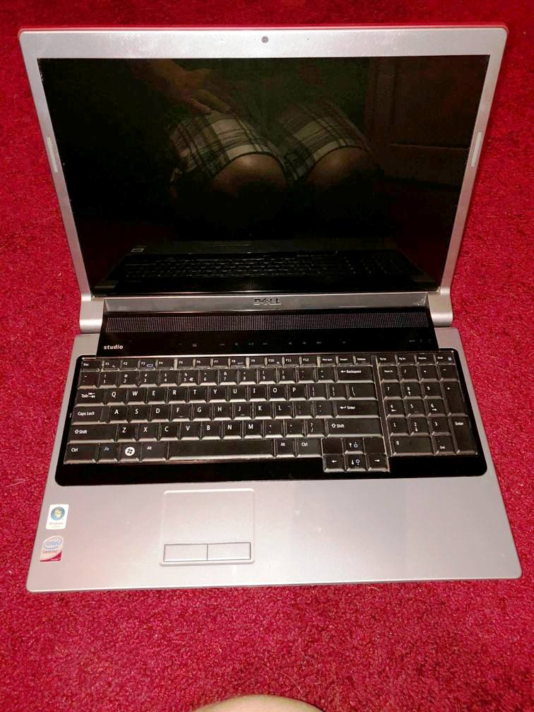 Laptop DELL Studio 17 cali używany sprawny