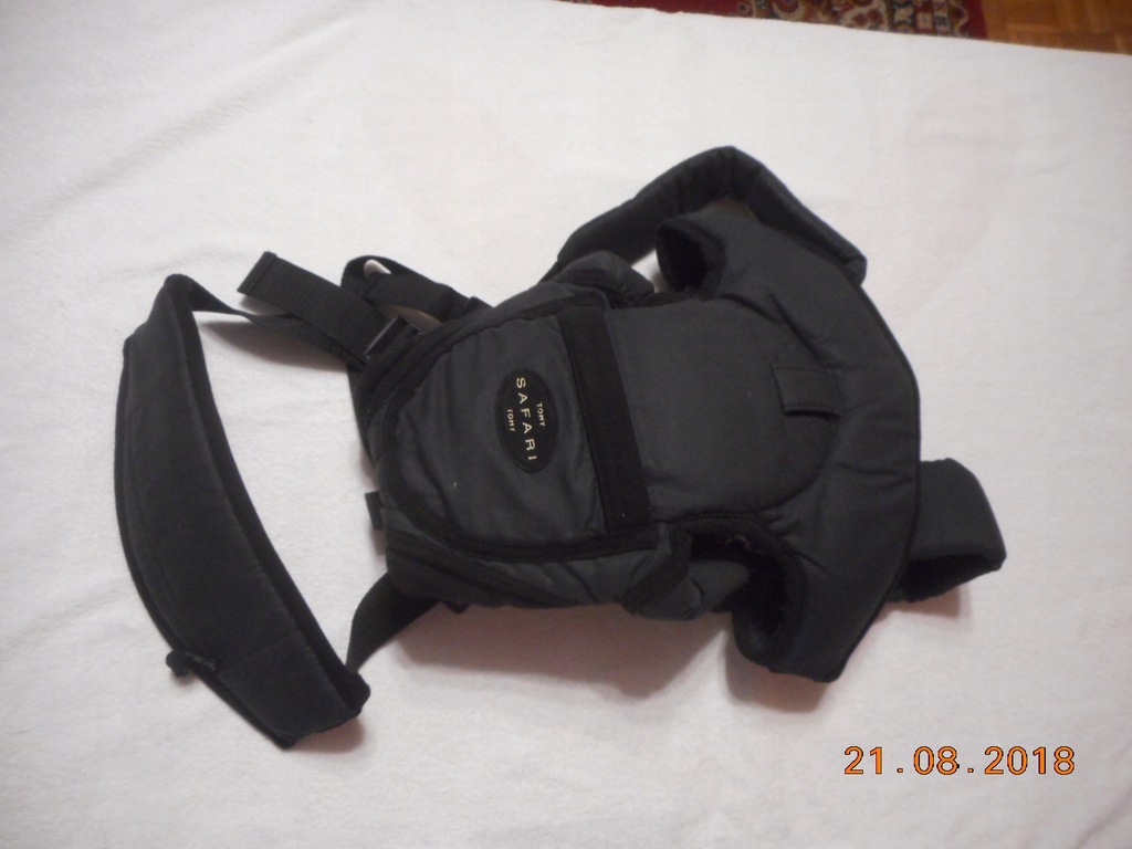 Tomy safari baby outlet carrier