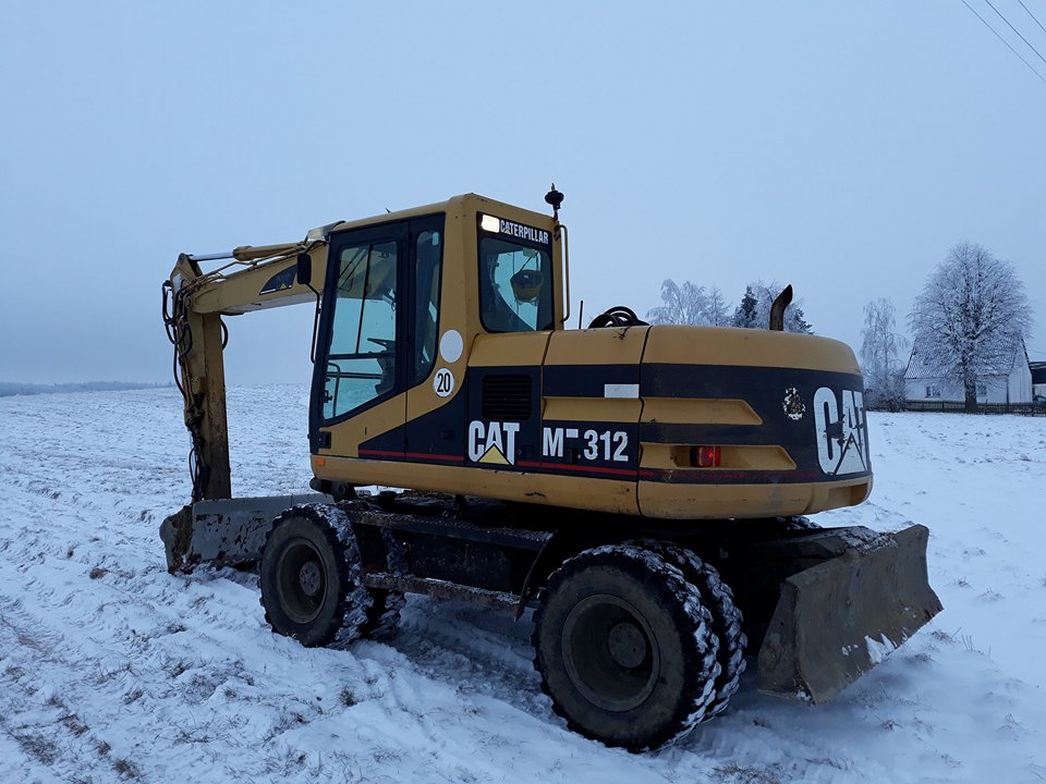 koparka kołowa CAT M312