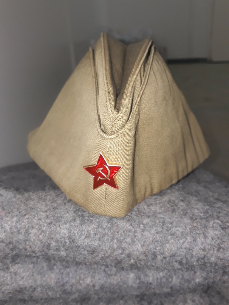Radziecka furażerka - ZSRR - roz. 58 