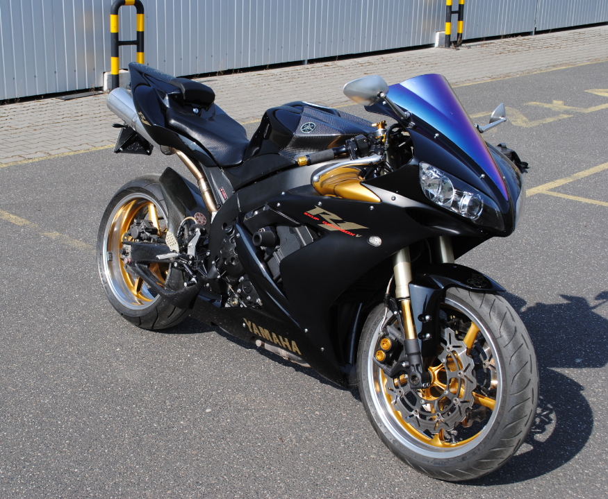 YAMAHA R1 rn12 SUPER STAN - DOPOSAŻONA