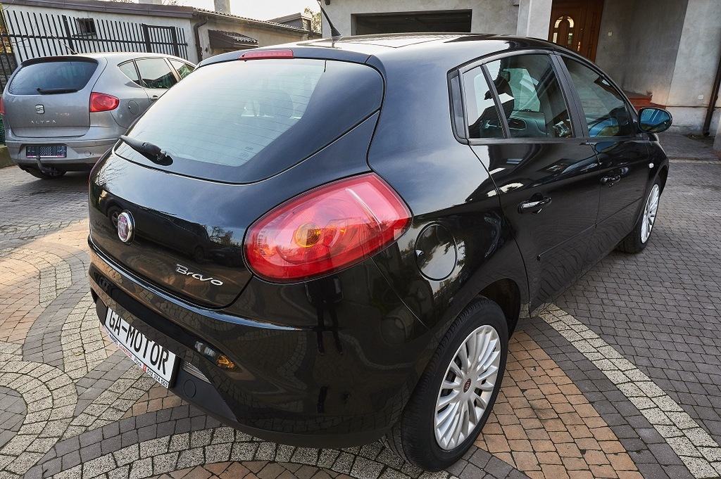 CZARNY FIAT BRAVO 1.4T-JET 150KM POLECAM !!!