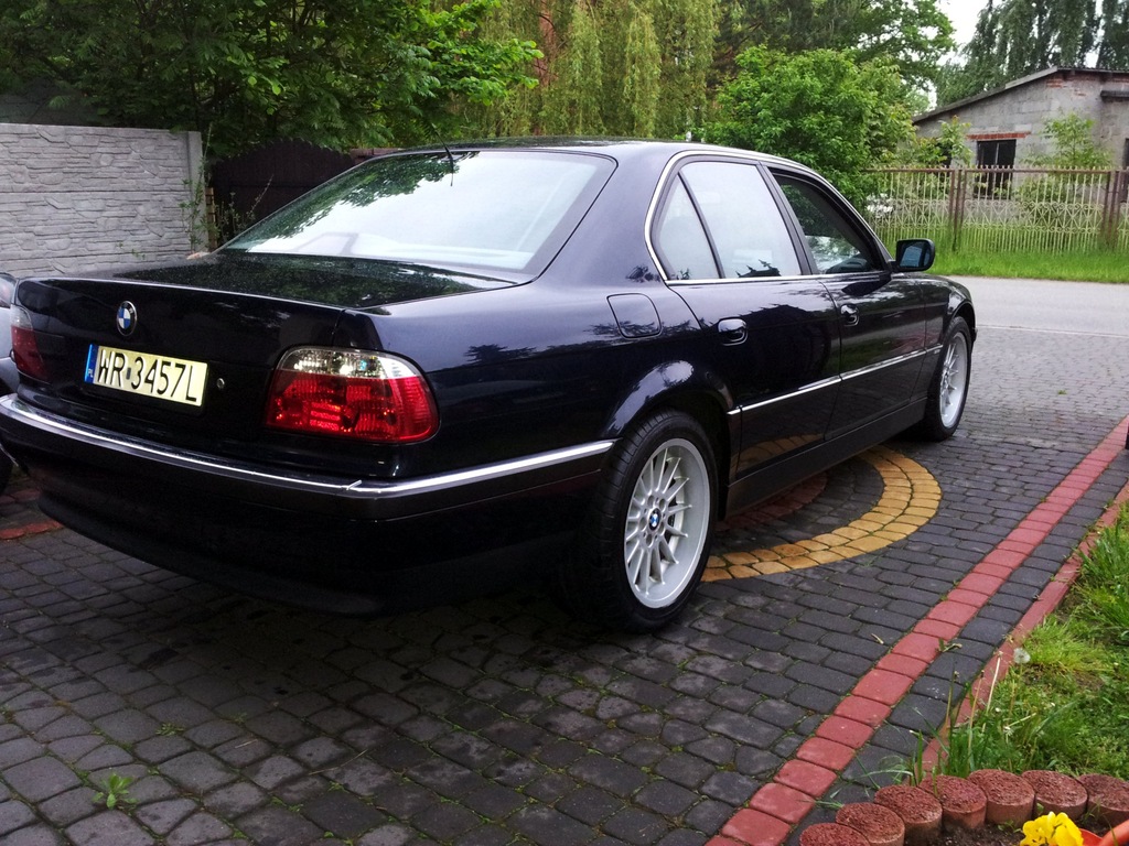 Bmw e38 735i