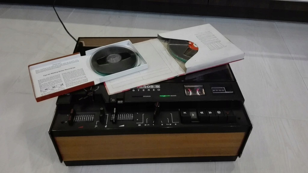 Magnetofon Szpulowy UNITRA M2405s - Przetestowany