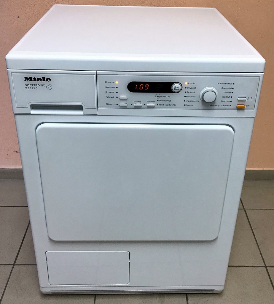 Miele T8822C 電気式衣類乾燥機 7kg Miele T8822C in Stockport | Enquire Today | Village