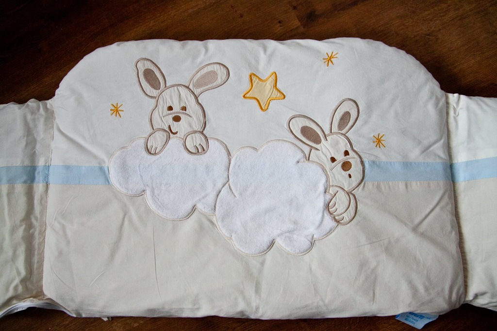 FERETTI RABBIT ECRU ochraniacz na łóżeczko 60x120