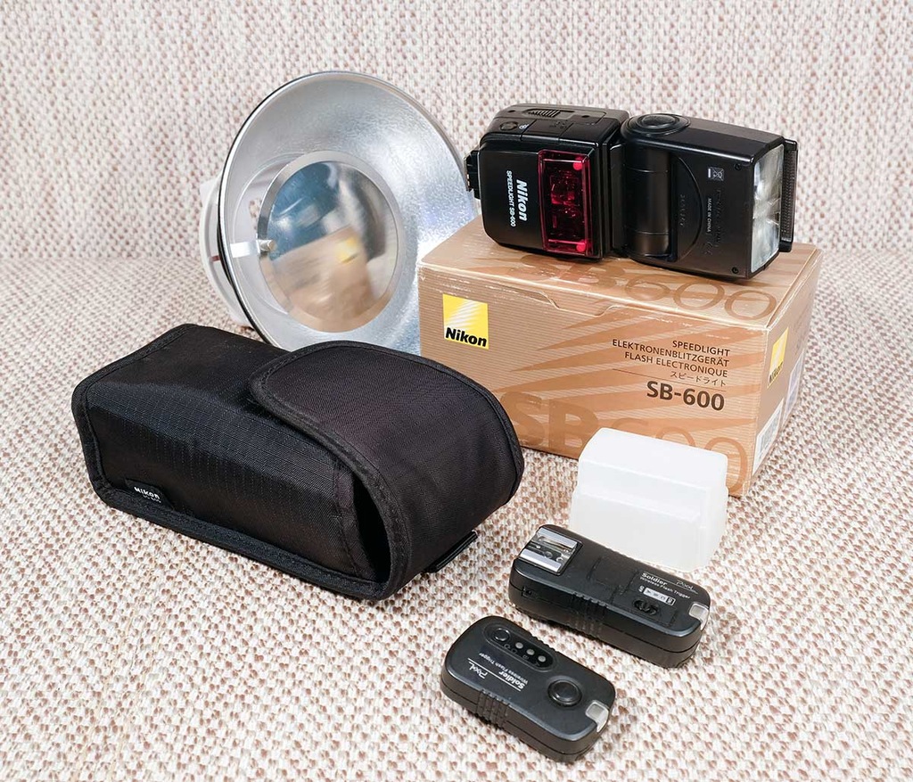 Kompletny Nikon SB-600 , plus dużo GRATISÓW