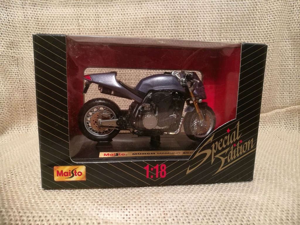 Motocykl MUNCH MAMMUT 2000 fioletowy MAISTO 1/18