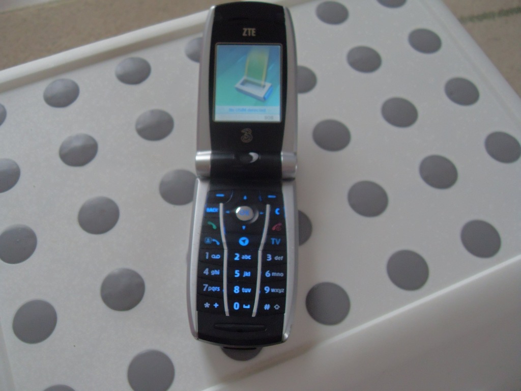 SPRAWNY ZTE F866 Z KLAPKĄ BATERIA ORYGINAŁ 