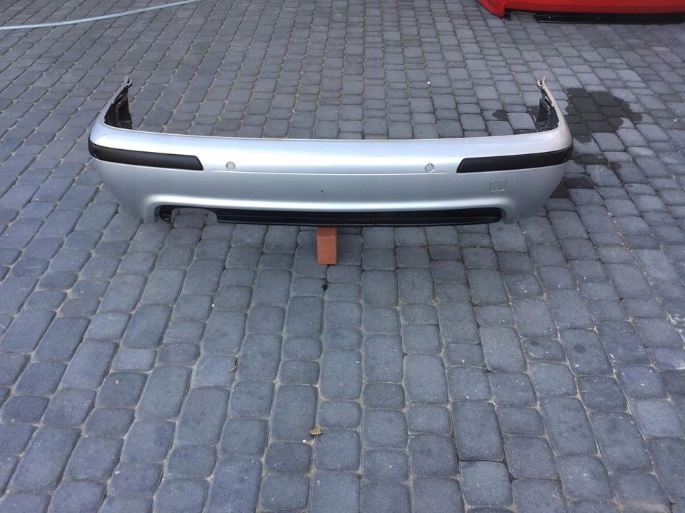 Zderzak tył Bmw 5 e39 M pakiet PDC HAK