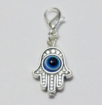 RĘKA FATIMY z OKIEM PROROKA- śliczny charms