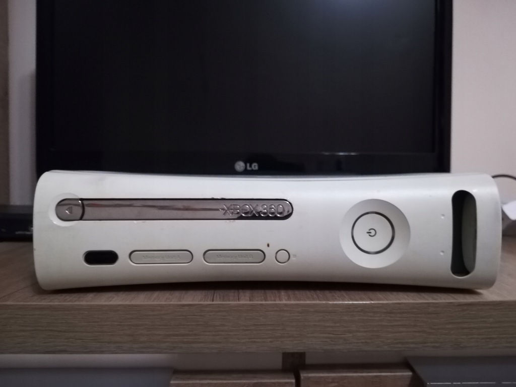 Xbox 360 - Działa, Losowo 3 czerwone diody