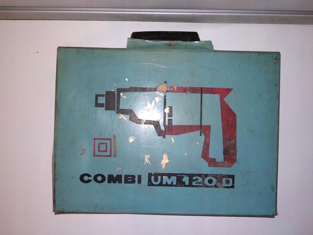 Stara walizeczka po COMBI UM 120 D