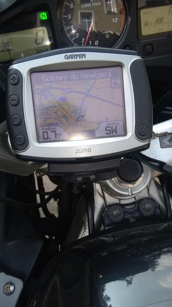 Nawigacja motocyklowa Garmin Zumo 550 + mocowanie