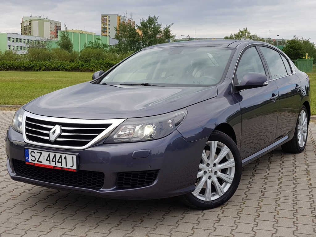 Рено латитьюд. Renault Latitude. Renault Latitude 2.0. Рено Латитьюд 2008.