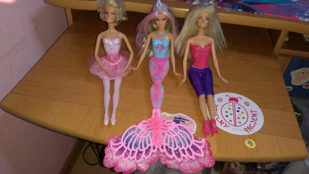 zestaw 3 lalki Barbie syrena, baletnica