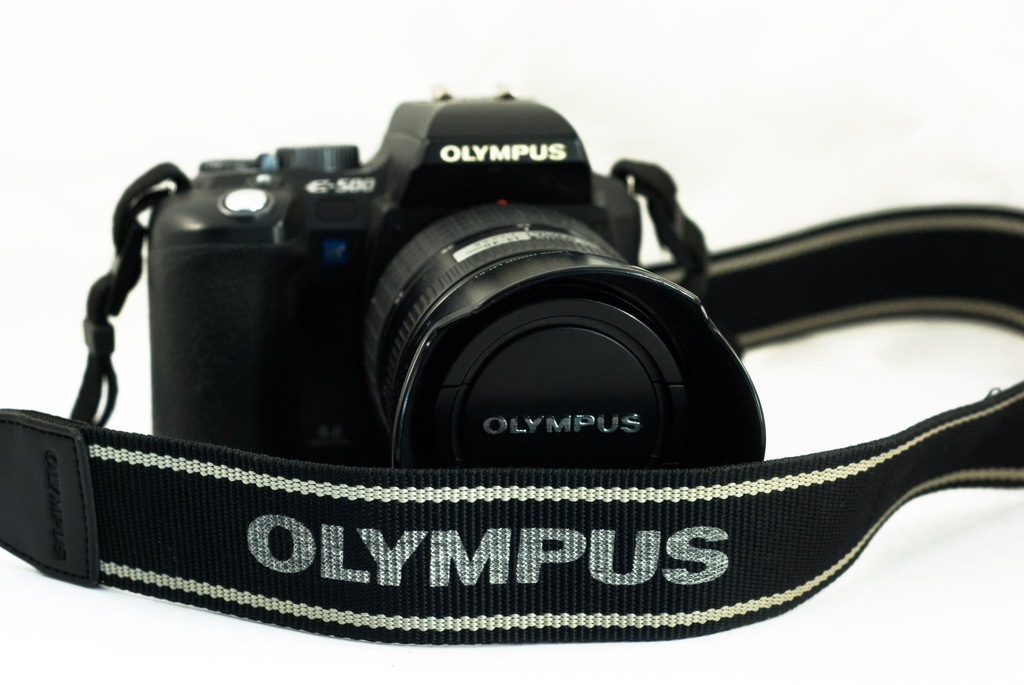 Olympus E-500 + Zuiko 14-45