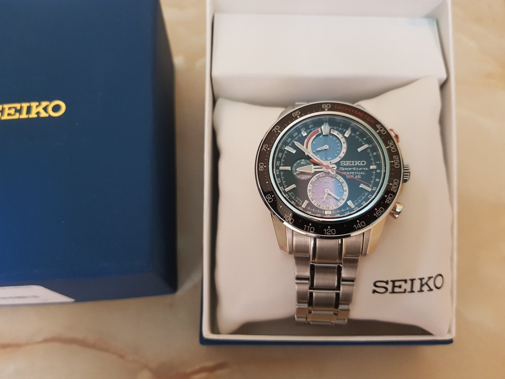 Seiko ssc357 sales