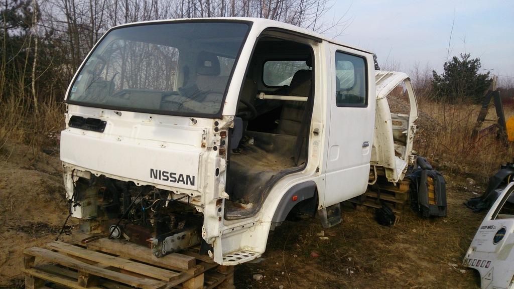 Nissan Cabstar WSZYSTKIE CZESCI silnik kabina