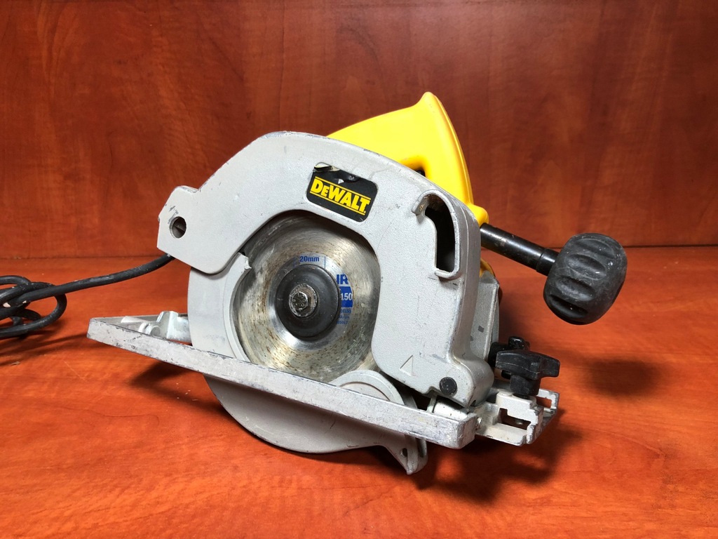 Image of Kickstand of DeWalt DW351 circular saw