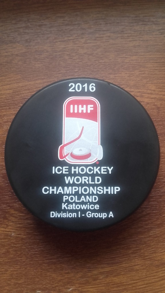 Krążek hokejowy z MS dywizja 1A Katowice 2016