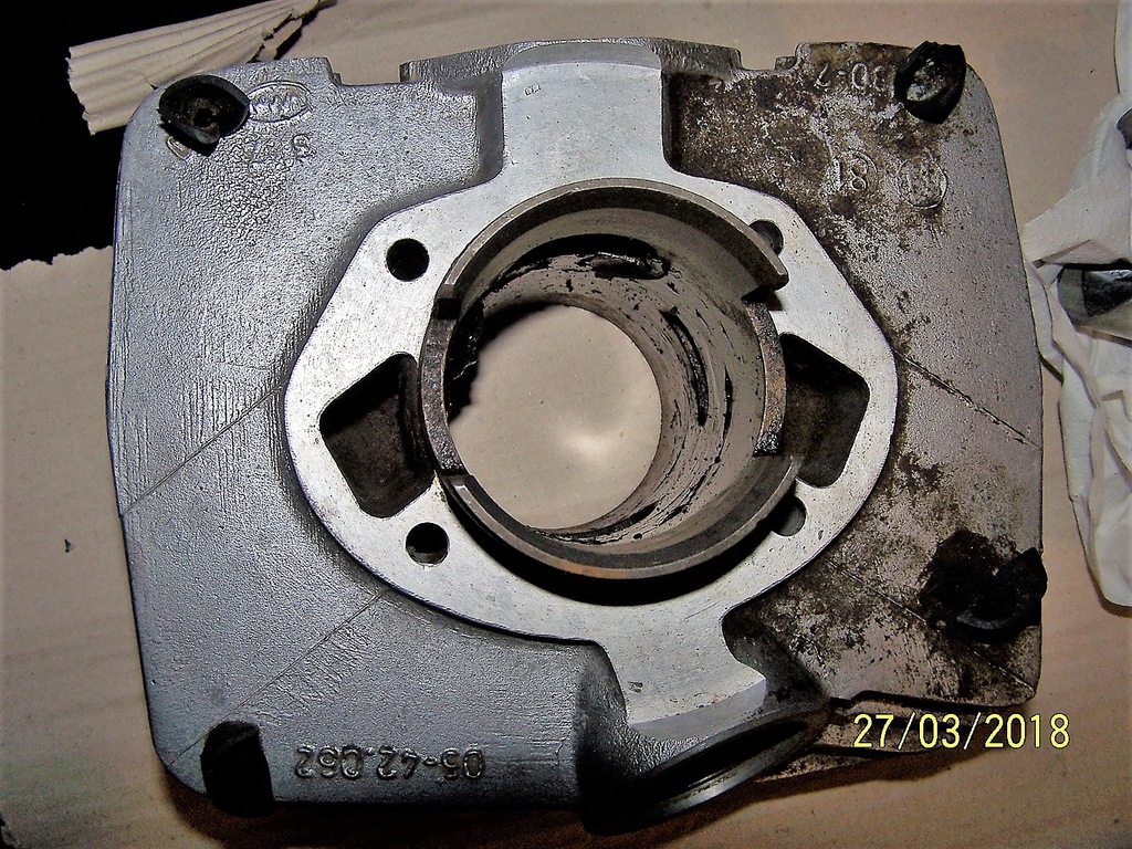 CYLINDER TŁOK MZ TROPHY TS 250