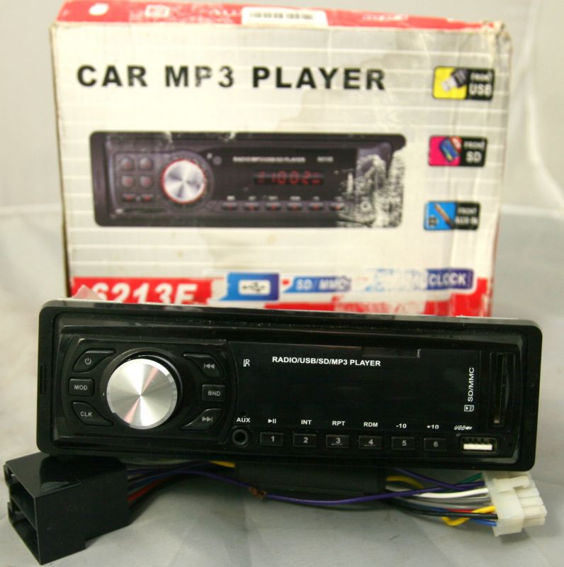 CAR MP3 PLAYER 6213E + PUDEŁKO