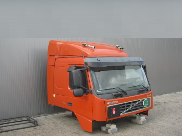 VOLVO FM KABINA KOMPLETNA NISKA AUTOMAT 