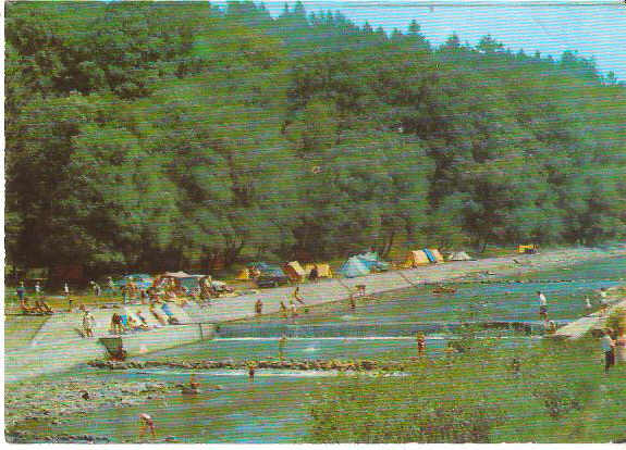 WISŁA --- POLE NAMIOTOWE NAD RZEKĄ --- 1972