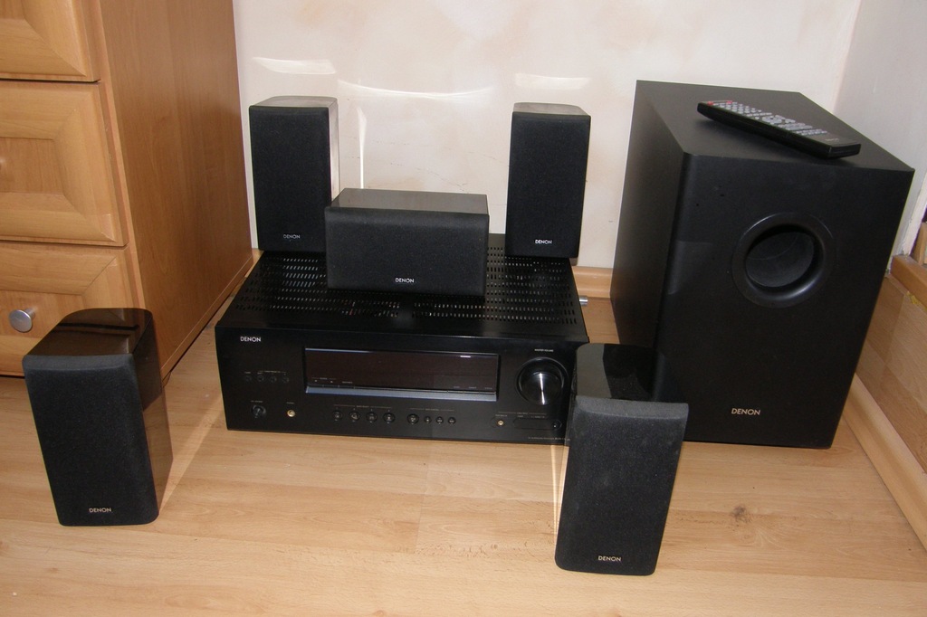 DENON AVR 1312 + głośniki DENON SYS 1312 + stojaki