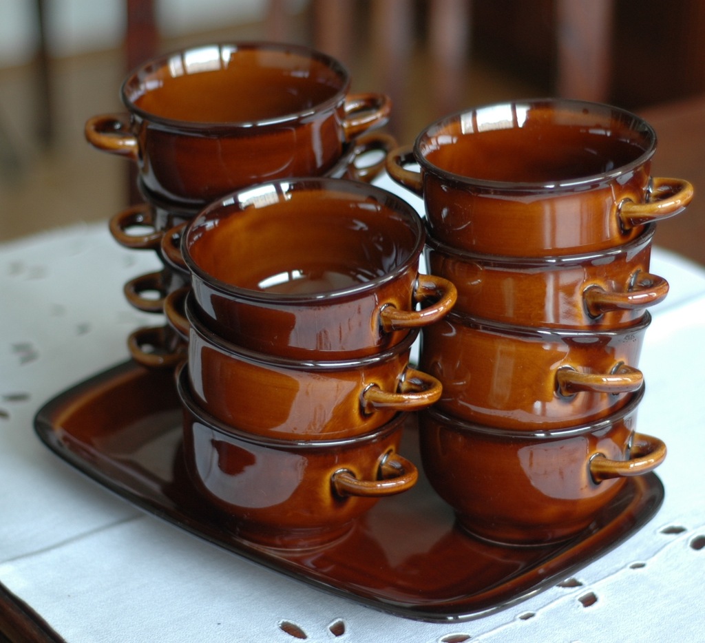 PRL PORCELIT - BARSZCZÓWKI 10 + 1 I PÓŁMISEK !!!
