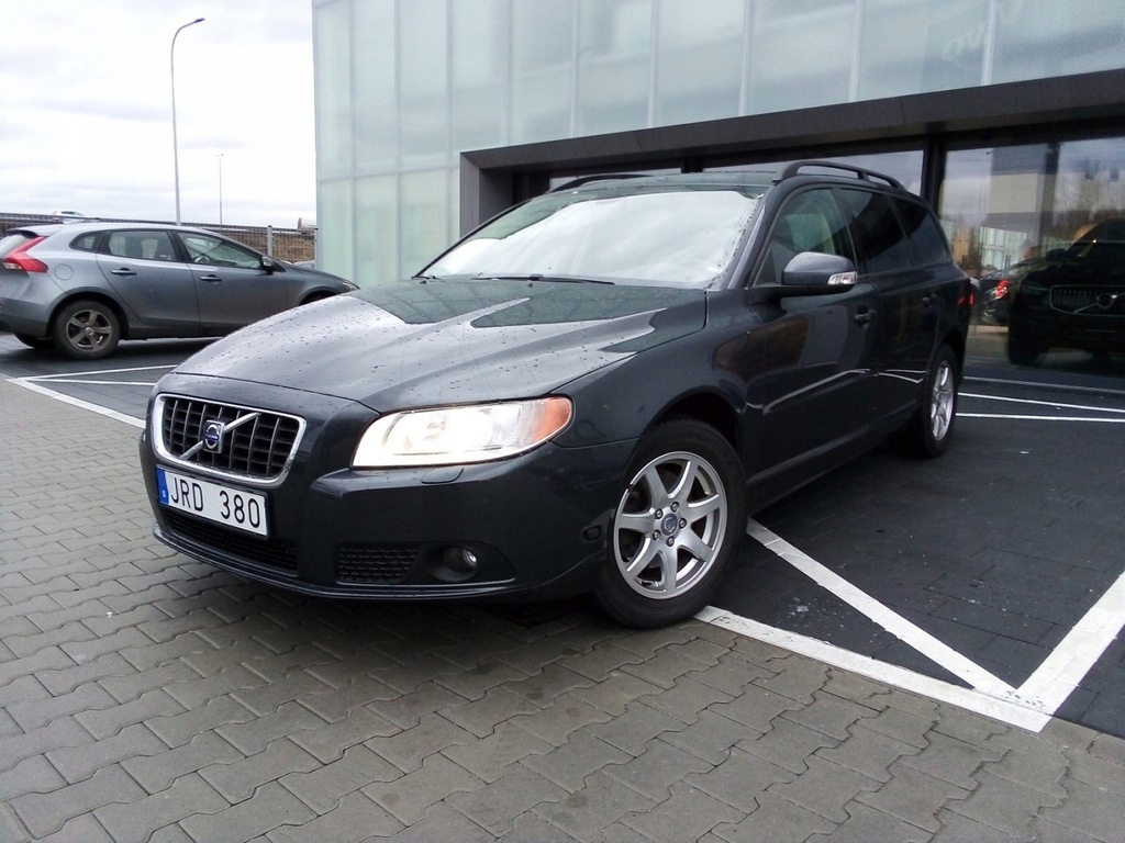 Volvo V70 Samochód ze Szwecji, pełna h