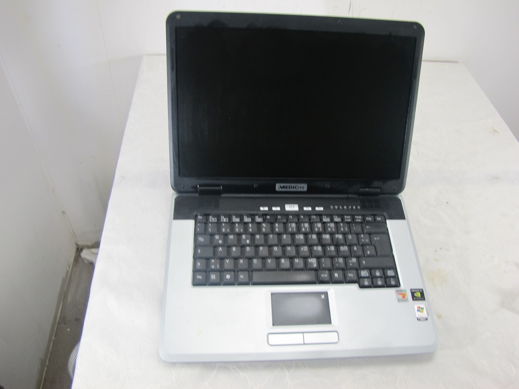 LAPTOP MEDION MD 97900 TURION 64 W1559