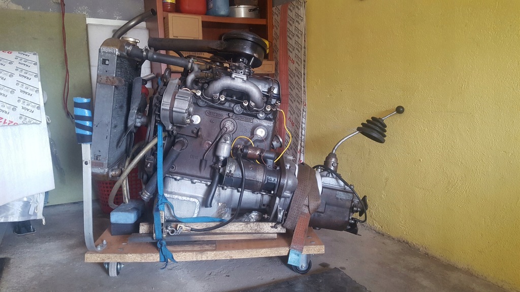 Silnik Mercedes engine Om 636 Ponton w121 Diesel