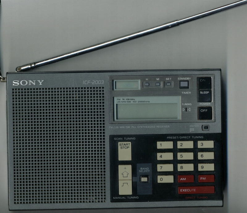 Radio Globalne SONY 7600 DS ( ICF 2003 ) LW/MW/SW