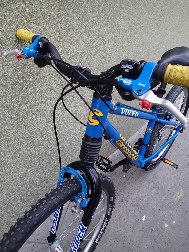 CANNONDALE VOLVO F2000SL Deore XT Mavic Cross Max