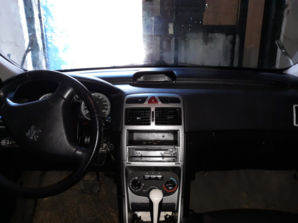 kokpit przekładka poduszki peugeot 307