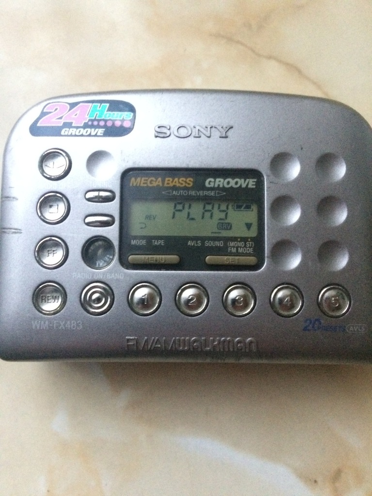 Sony WM-FX483 Walkman.