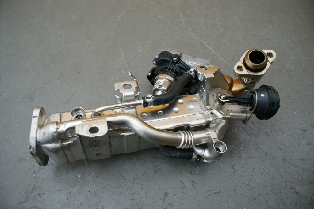  CHŁODNICA SPALIN EGR BMW F10 F20 F30 G11 8513691