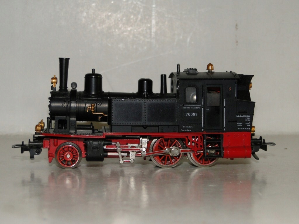 LOKOMOTYWA PAROWÓZ BR 70 091 H0 -FLEISCHMAN