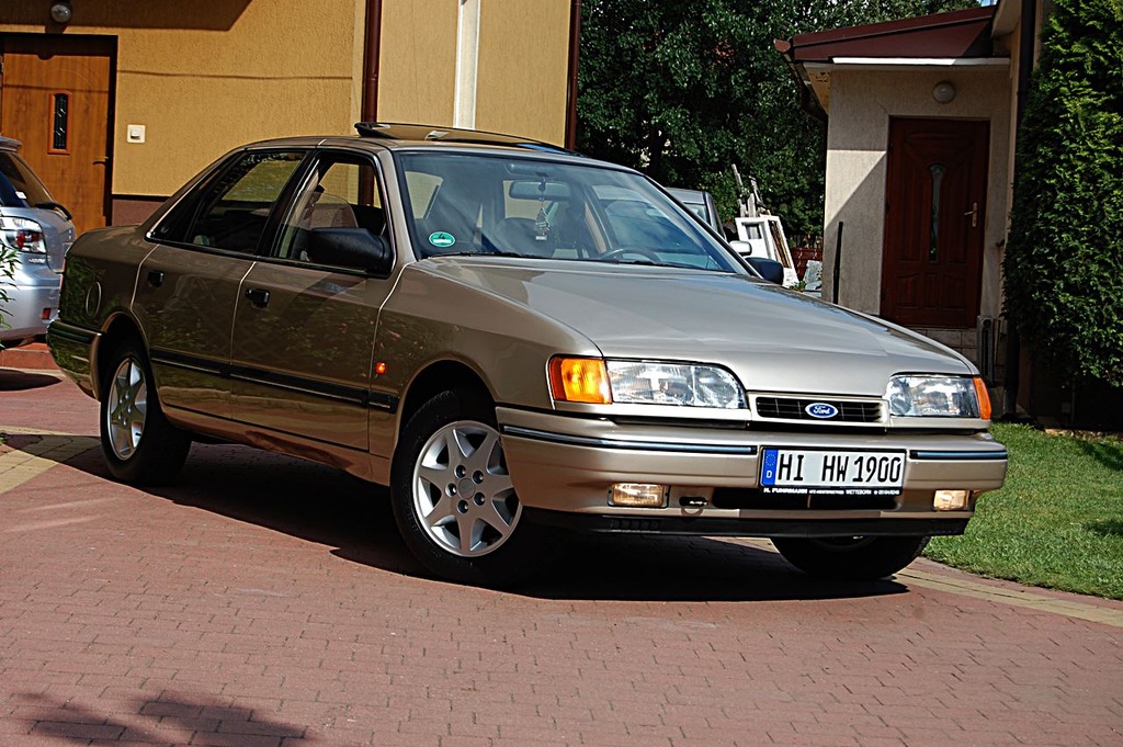 //FORD SCORPIO 2.4-V6 76tyś.KM w IDEALNYM STANIE//