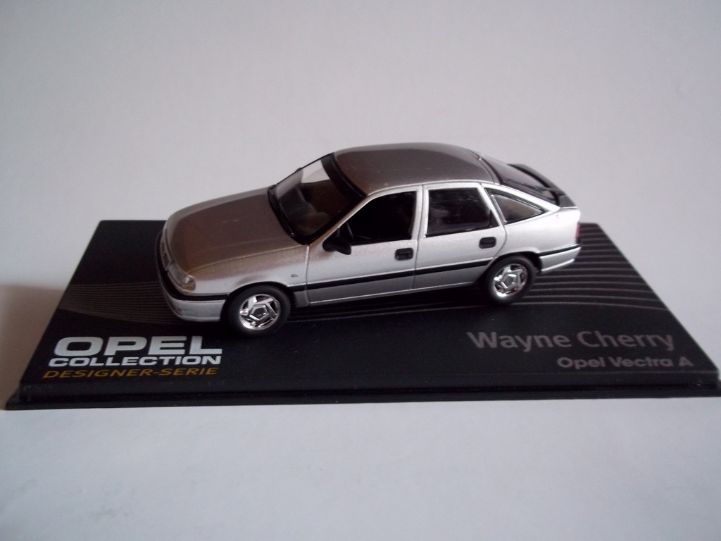 Opel Vectra A, Ixo/Eaglemoss, 1:43, nowy! *U